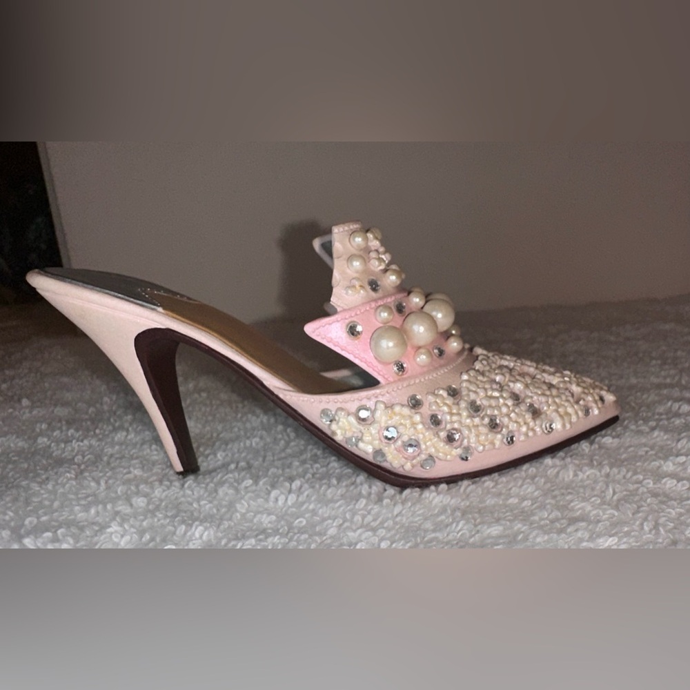 Just The Right Shoe Miniature Frosted Fantasy. Item 25054